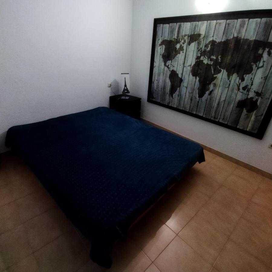 Appartement T4 A 100 Metres De La Plage Росас Экстерьер фото
