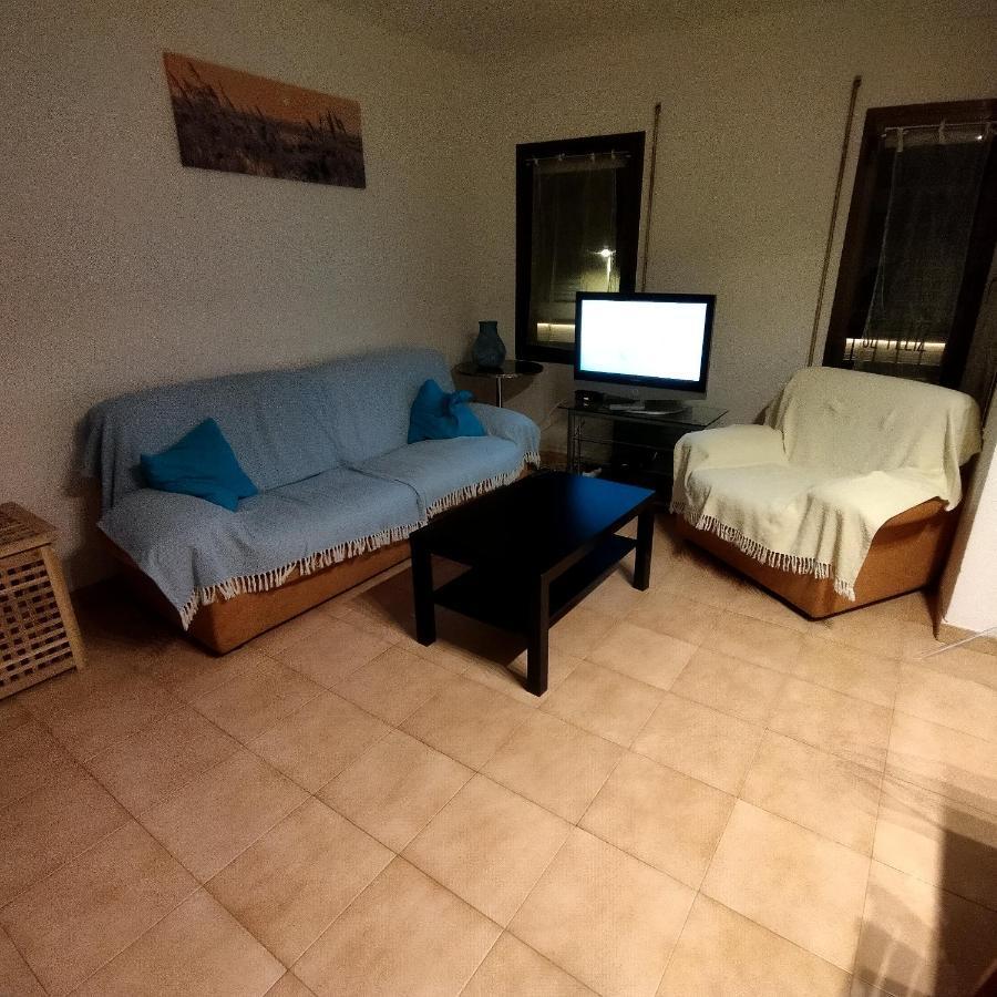 Appartement T4 A 100 Metres De La Plage Росас Экстерьер фото